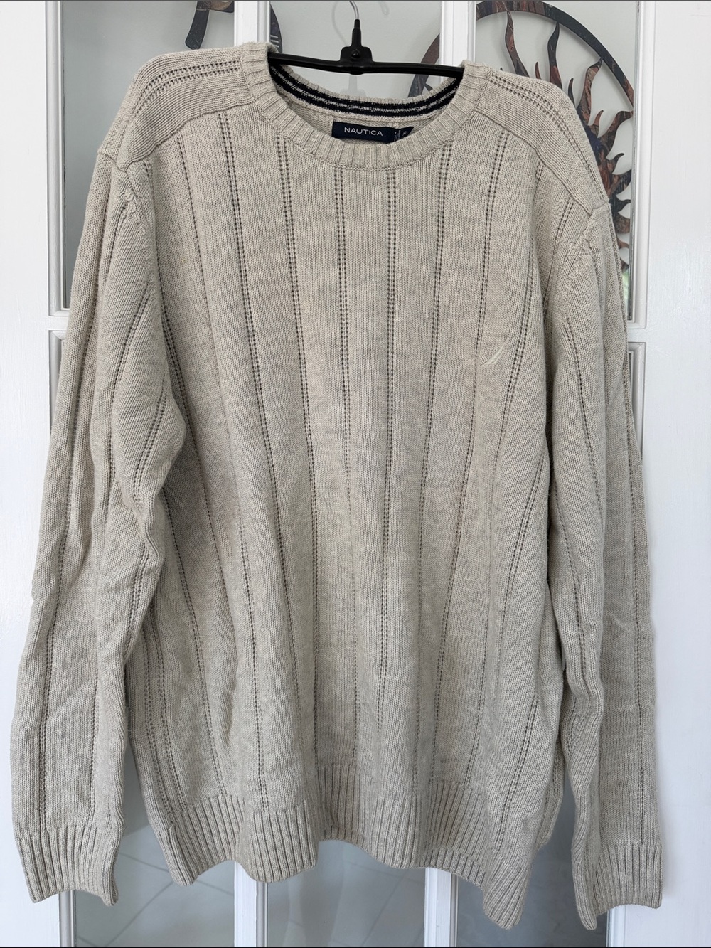 Nautica men’s XL 100% cotton crewneck sweater in heathered light gray.